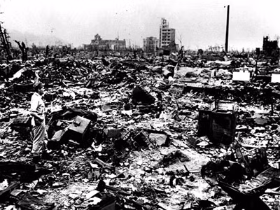 Thành phố Hiroshima vài ngày sau khi bị đánh bom nguyên tử Nguồn: Bảo tàng Hòa bình Hiroshima