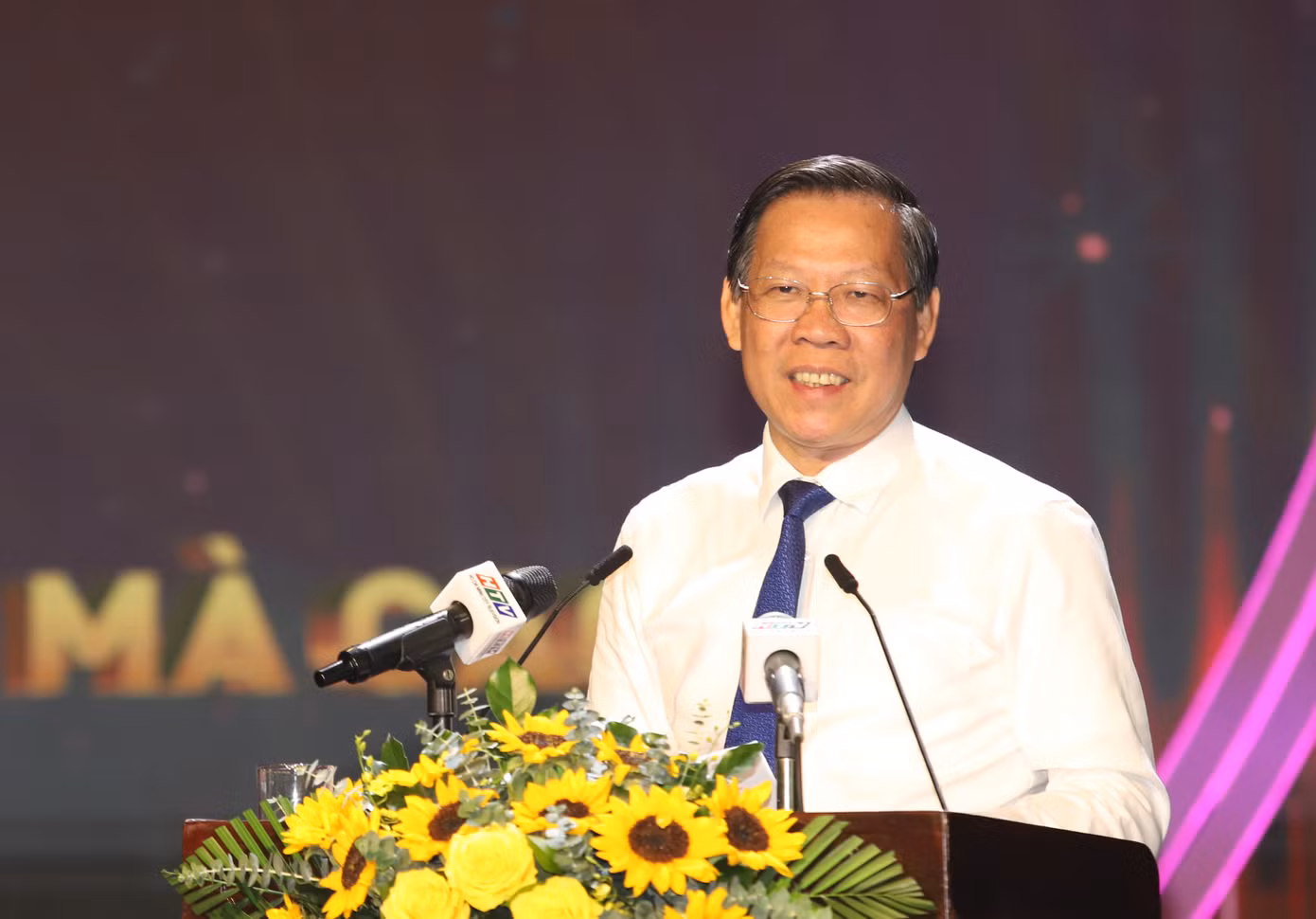 Chủ tịch Phan Văn Mãi gửi gắm với các tấm gương cao đẹp về lòng nhân ái.