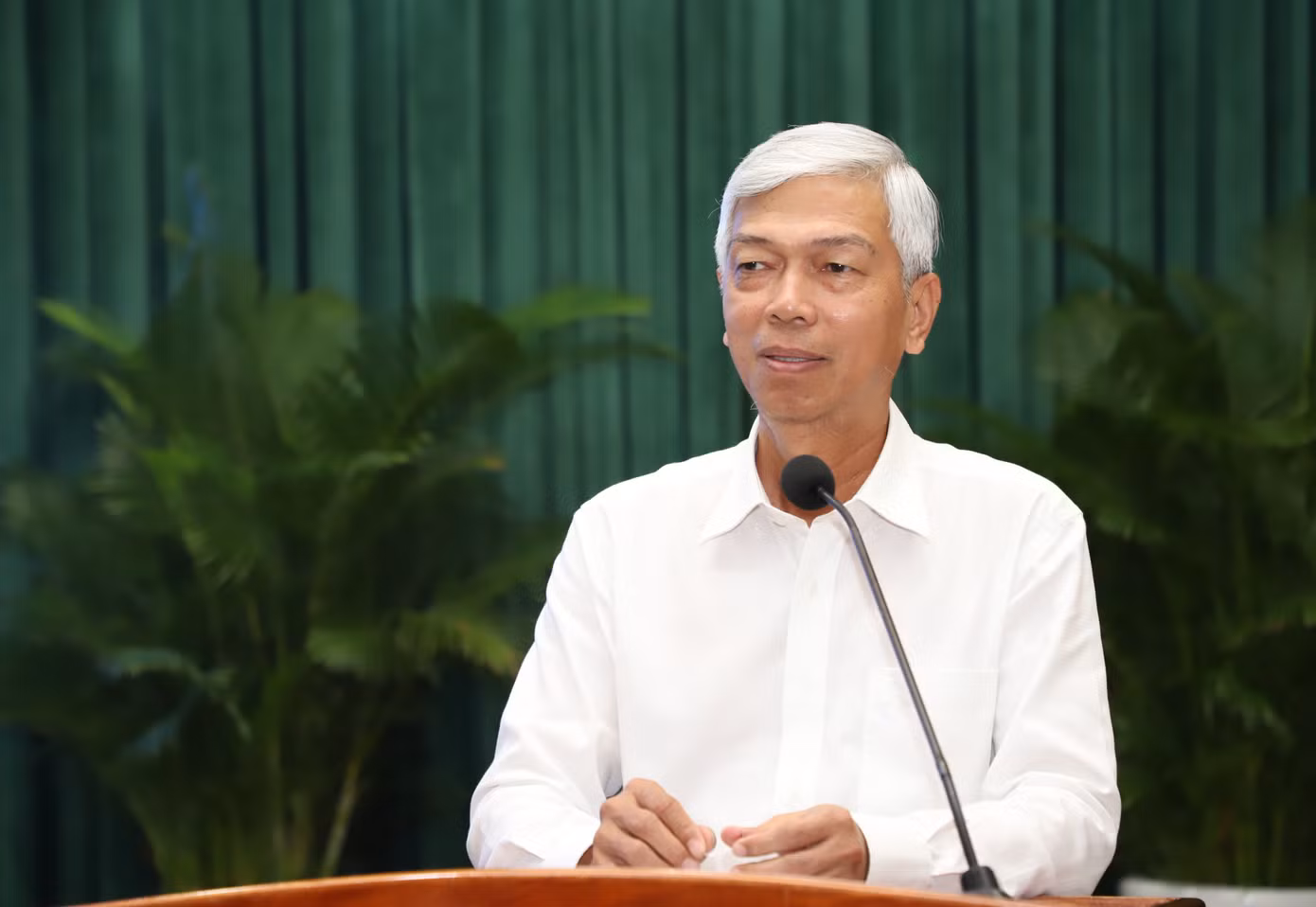 Phó Chủ tịch UBND TPHCM Võ Văn Hoan. Phó Chủ tịch UBND TPHCM Võ Văn Hoan.