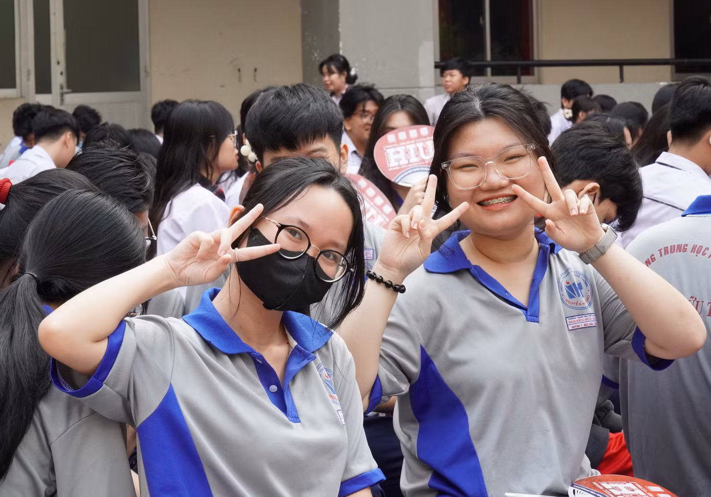 Các em có được buổi ngoại khóa bổ ích với những chia sẻ gần gũi từ các chuyên gia. Ảnh: Thư Đào.