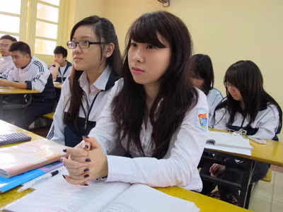 Học sinh của chương trình hiện hành. Ảnh: Hồ Thu