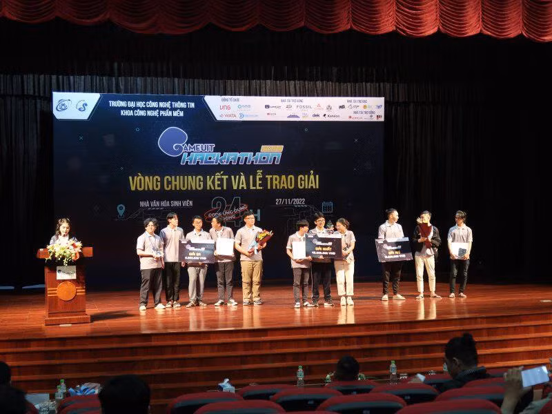 Top 3 đội có thành tích xuất sắc nhất.