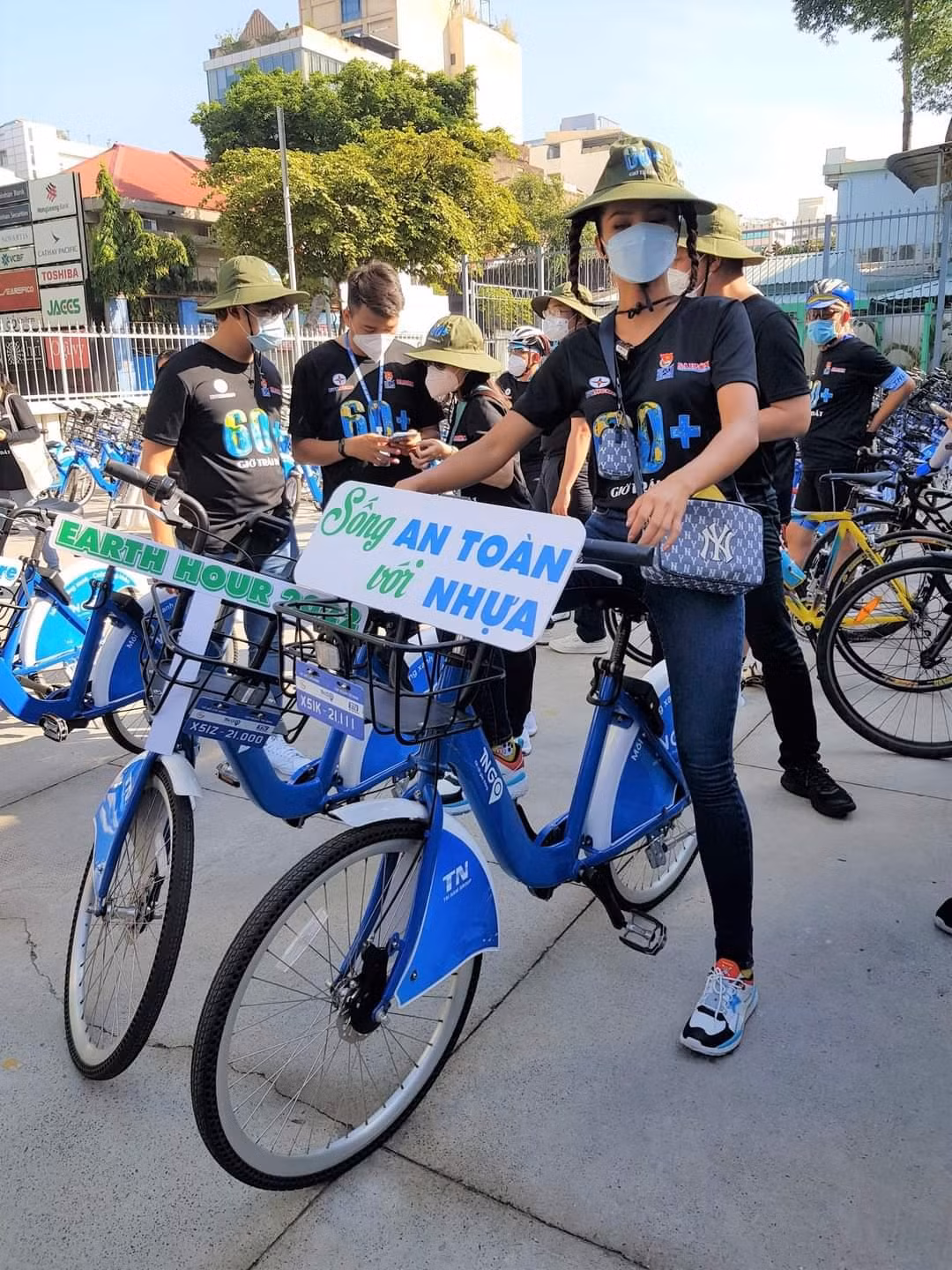 Hoa hậu Hoàn vũ Việt Nam H’Hen Niê trong vai trò đại sứ của chương trình. Hoa hậu Hoàn vũ Việt Nam H’Hen Niê trong vai trò đại sứ của chương trình.