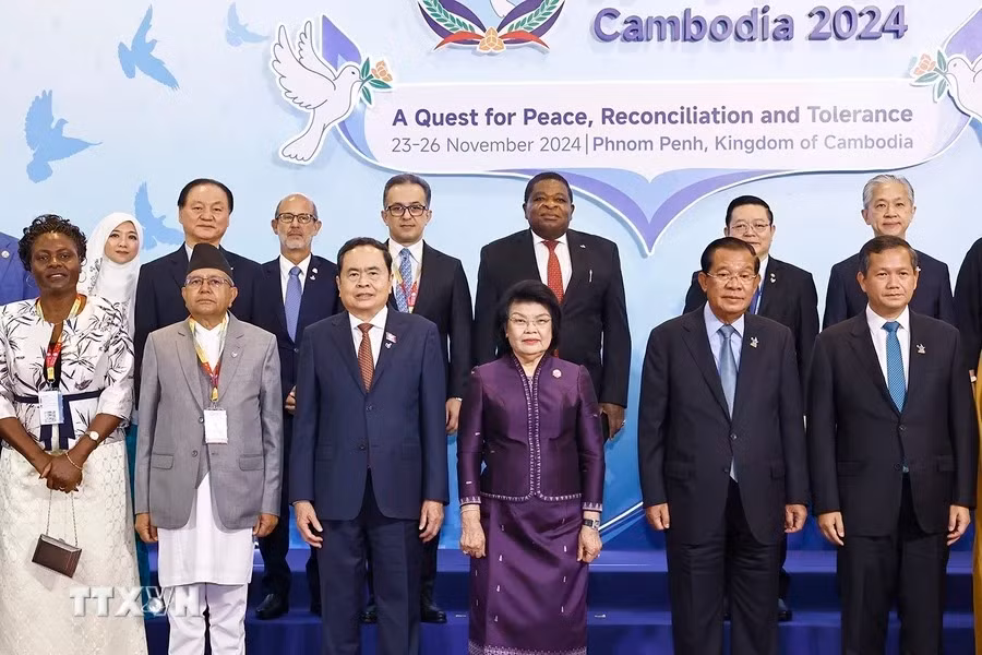 Chủ tịch Quốc hội Trần Thanh Mẫn và đại biểu dự Hội nghị. (Ảnh: Doãn Tấn/TTXVN).
