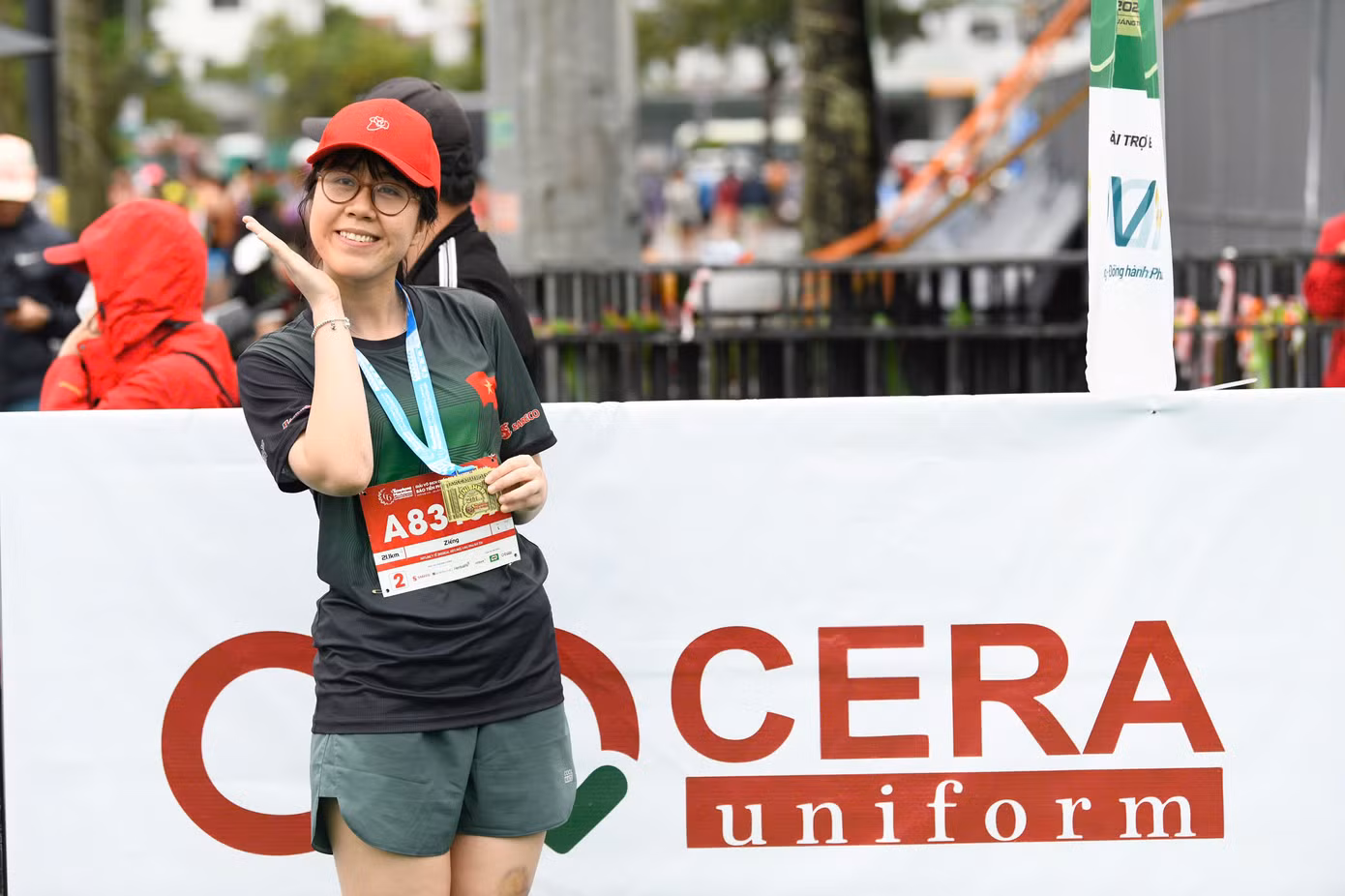 CERA Uniforms nhiều năm đồng hành cùng Tiền Phong Marathon. Ảnh: Trọng Tài.