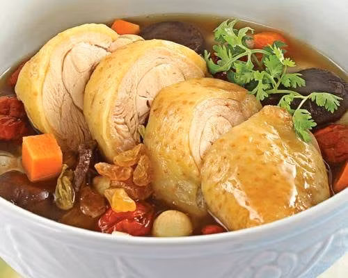 Gà hầm táo đỏ.jpg