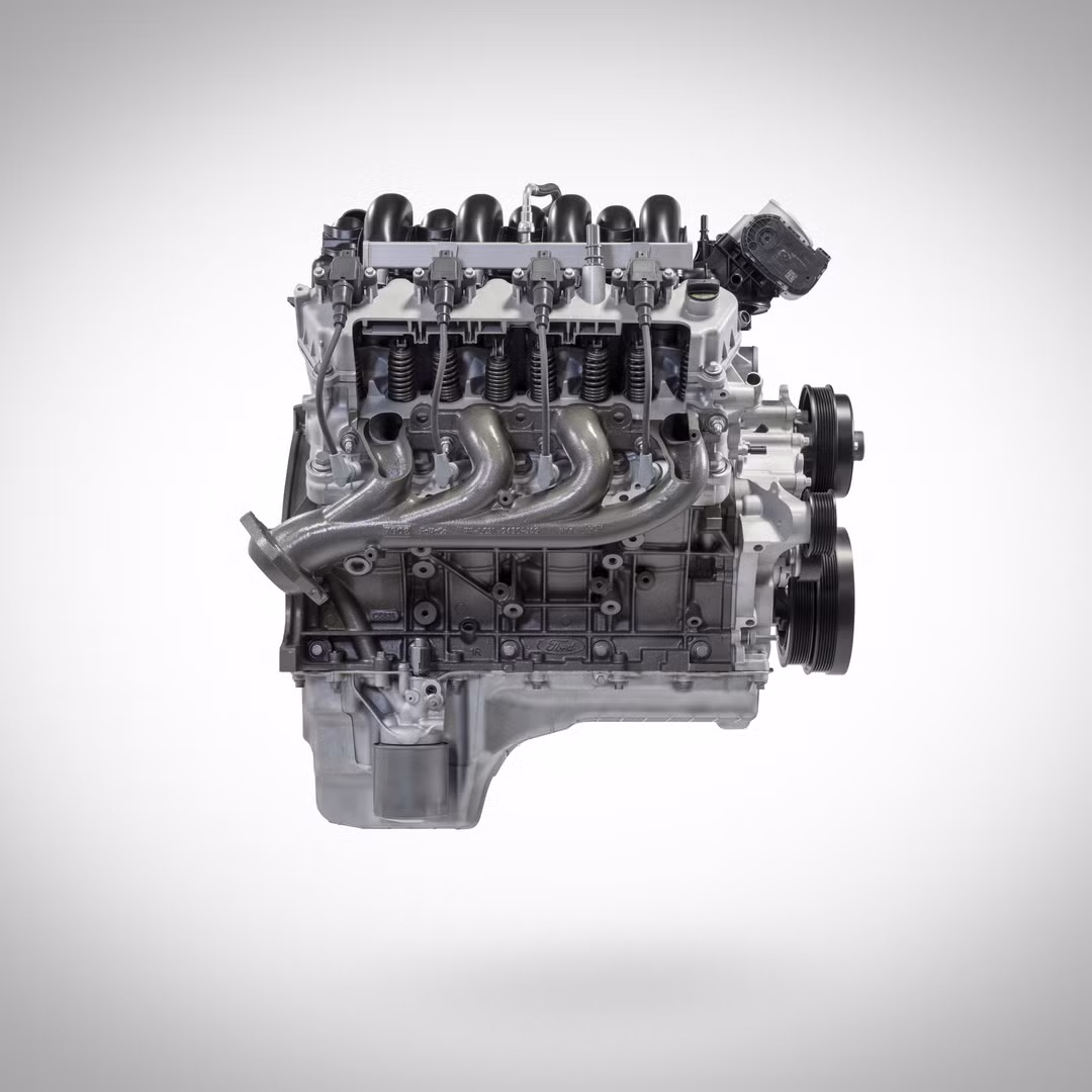 Ford tung động cơ V8 7.3L 'cực khủng' cho xe bán tải ảnh 2