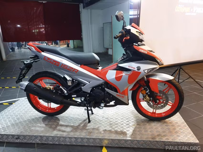 Exciter 2019 bản Ultraman có giá hơn 71 triệu đồng ở Malaysia ảnh 1