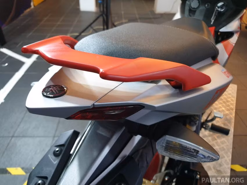 Exciter 2019 bản Ultraman có giá hơn 71 triệu đồng ở Malaysia ảnh 9
