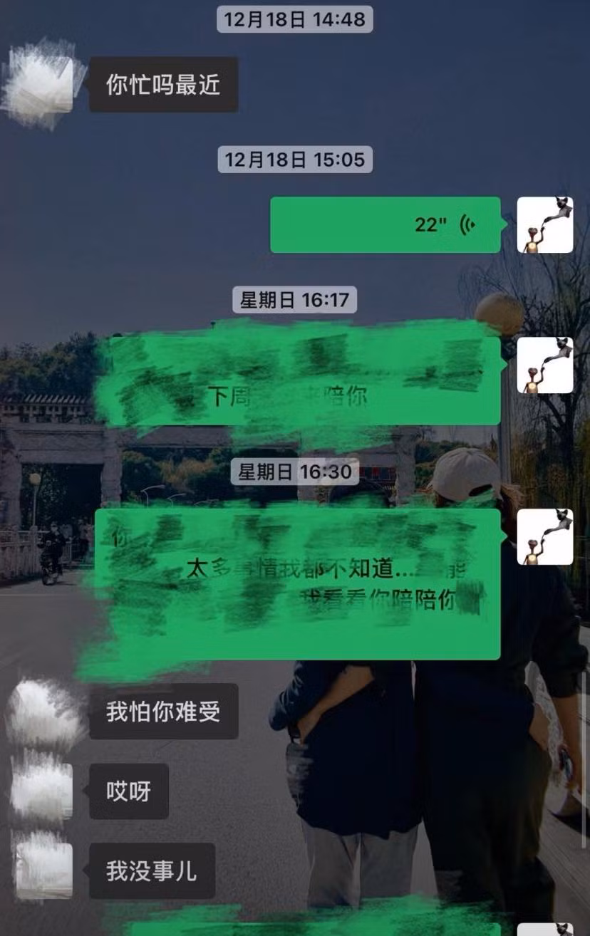 Đoạn chat được A đính kèm trong bài.