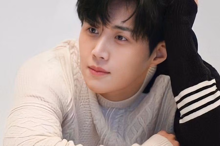 Kim Seon Ho từng nhiều lần đến Busan và Gapyeong để gặp Choi Young Ah. Cả hai thường xuyên lui tới sở thú, công viên giải trí và các khu ngoại ô Seoul. Kim Seon Ho từng nhiều lần đến Busan và Gapyeong để gặp Choi Young Ah. Cả hai thường xuyên lui tới sở thú, công viên giải trí và các khu ngoại ô Seoul.