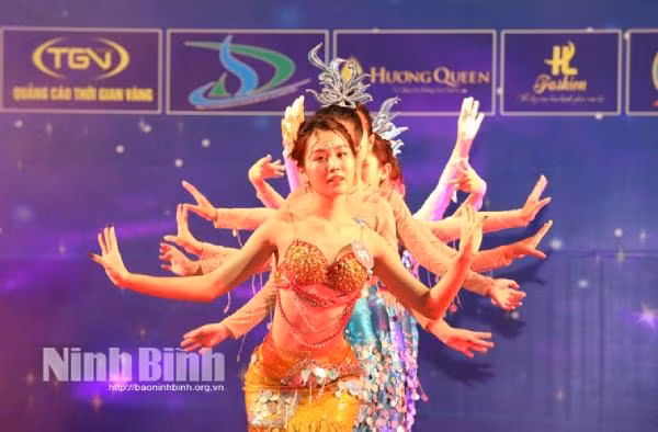 Giáng My chọn múa để biểu diễn trong phần thi tài năng Người đẹp Hoa Lư 2022. - Ảnh: Báo Ninh Bình Giáng My chọn múa để biểu diễn trong phần thi tài năng Người đẹp Hoa Lư 2022. - Ảnh: Báo Ninh Bình