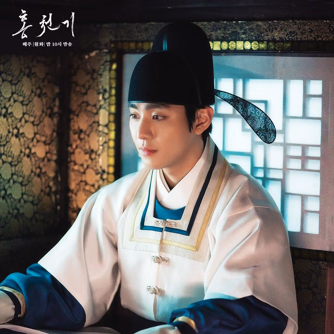 Nhưng đôi lúc, chàng Ha Ram (Ahn Hyo Seop) lại đốn tim khán giả vì vẻ ngoài dịu dàng, ôn nhu...