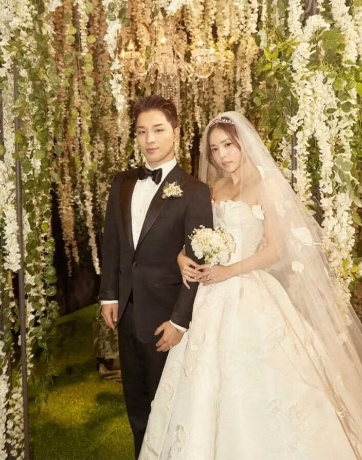 Kể từ khi hẹn hò đến kết hôn, cả Taeyang và Min Hyorin đều khá kín tiếng trong chuyện tình cảm.