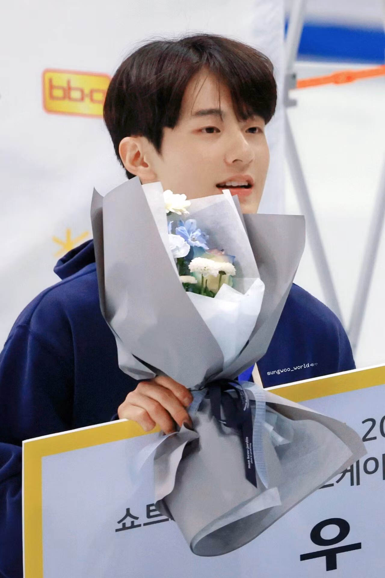 Ảnh: heart2flutter, sungwoo_world Ảnh: heart2flutter, sungwoo_world