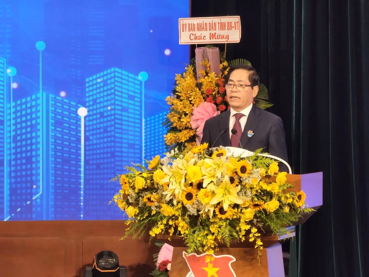 Bí thư Tỉnh uỷ Bà Rịa - Vũng Tàu Phạm Viết Thanh nhiệt liệt biểu dương, ghi nhận và chúc mừng những thành tích của các cơ sở Đoàn và cán bộ, đoàn viên, thanh thiếu nhi toàn tỉnh đã đạt được trong 5 năm qua.