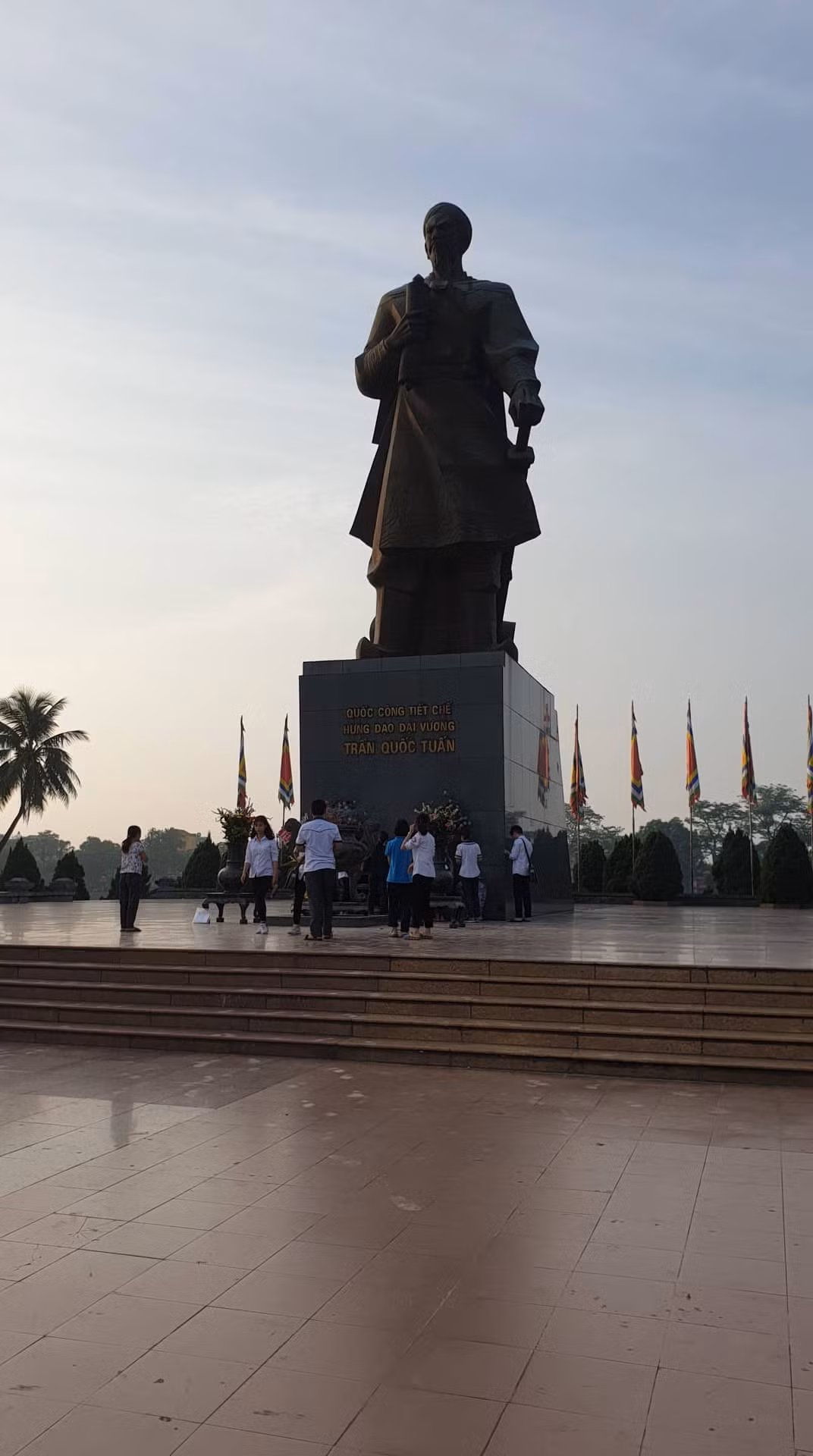 Ngày đầu thi THPT 2019: Siết chặt an ninh, cập nhật giải đề thi Ngữ Văn ảnh 15