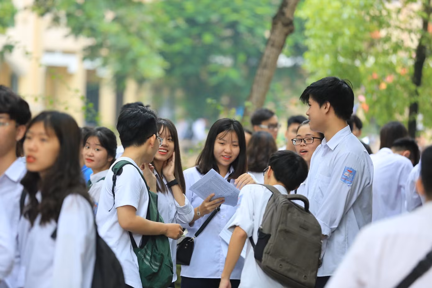 Ngày đầu thi THPT 2019: Siết chặt an ninh, cập nhật giải đề thi Ngữ Văn ảnh 24