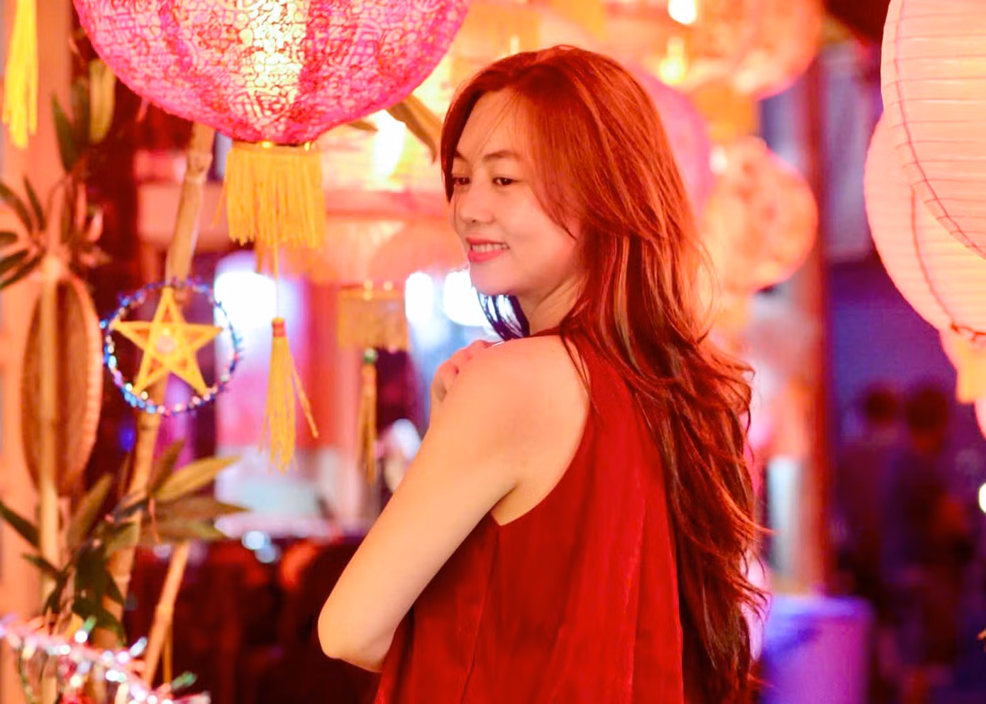 Phố lồng đèn Lương Nhữ Học đã xuất hiện cách đây hơn nửa thế kỷ. Nơi đây đã trở thành ký ức đẹp của nhiều người dân Sài Gòn mùa Trung thu.