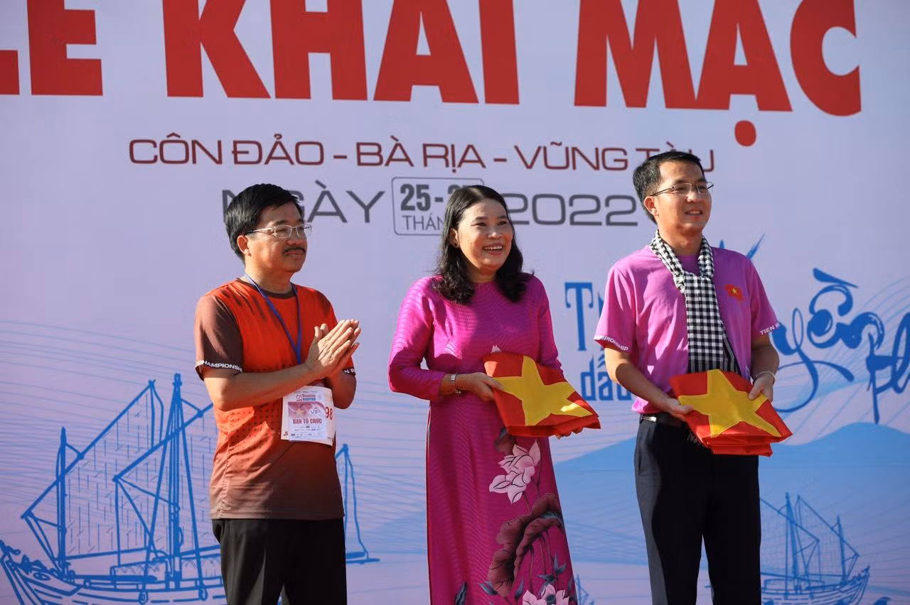 Chạy đồng hành cùng Tiền Phong Marathon 2022 ảnh 12 Chạy đồng hành cùng Tiền Phong Marathon 2022 ảnh 12