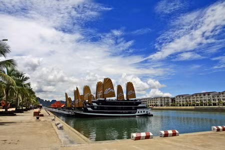 Bến du thuyền quốc tế Tuần Châu 