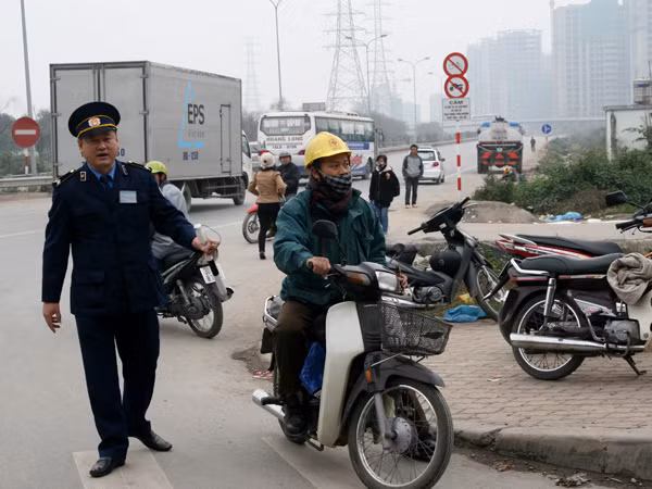 Ngỡ ngàng vì không có biển hướng dẫn