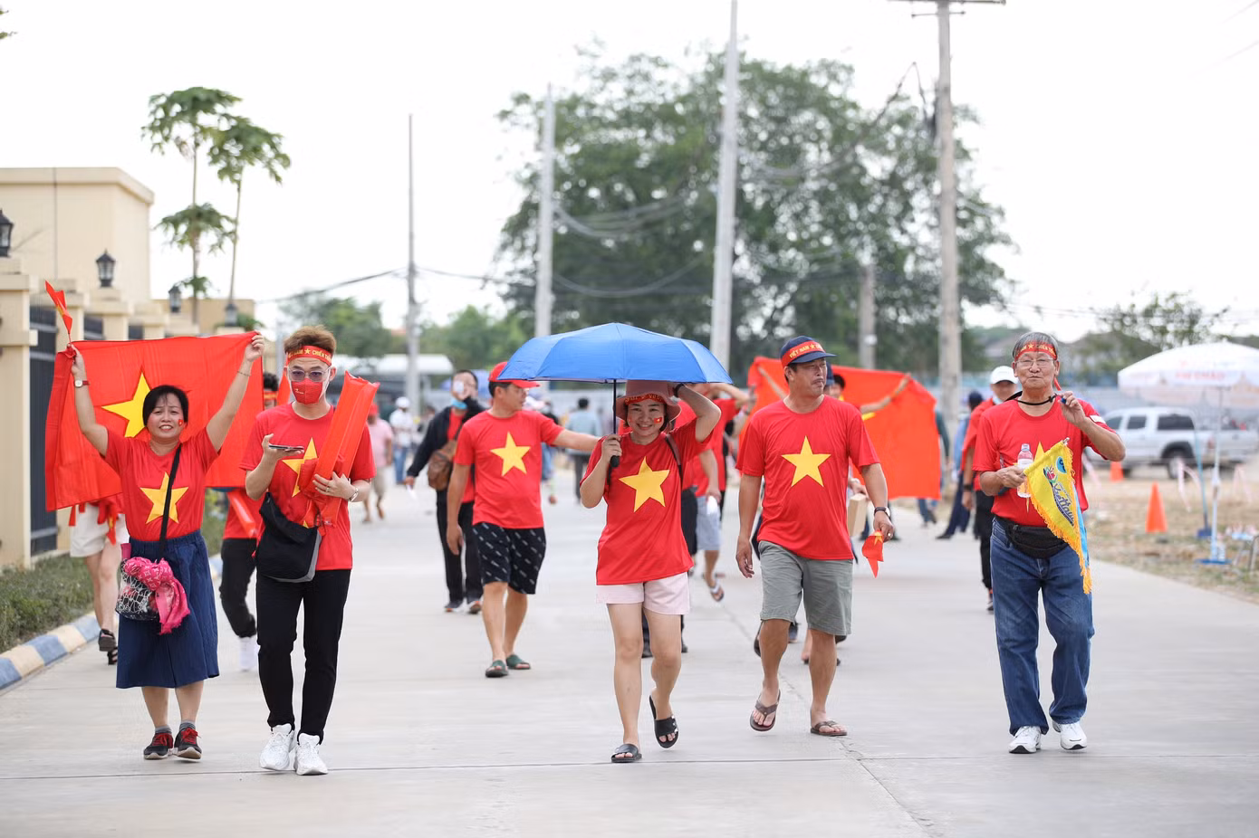 SEA Games 32: U22 Việt Nam tạm dẫn đầu bảng B sau chiến thắng 3-1 trước U22 Singapore ảnh 17