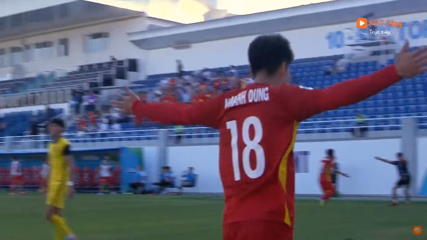 U23 Việt Nam vào tứ kết sau khi hạ Hổ Malaya 2-0 ảnh 10 U23 Việt Nam vào tứ kết sau khi hạ Hổ Malaya 2-0 ảnh 10