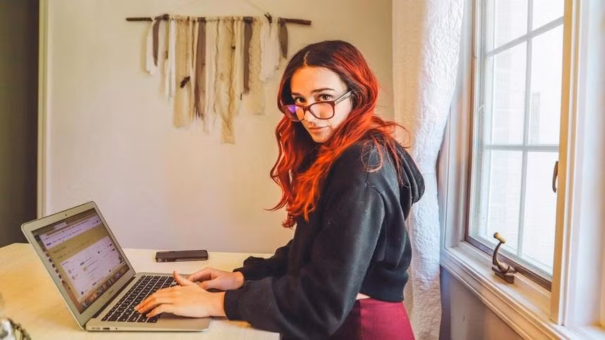 Alexandra Fasulo có thu nhập hàng trăm nghìn USD nhờ 6 nguồn thu nhập ổn định. Alexandra Fasulo có thu nhập hàng trăm nghìn USD nhờ 6 nguồn thu nhập ổn định.