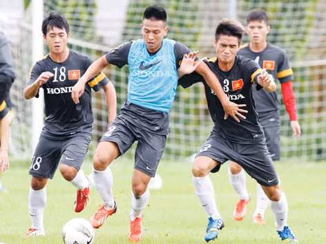 Các cầu thủ U23 tích cực tập luyện cho mục tiêu vào chung kết SEA Games 27. ảnh: VSI