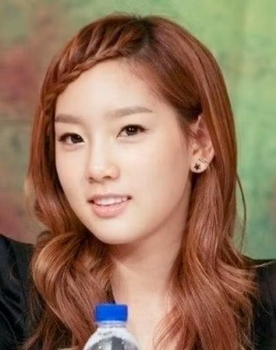 IU Dara Yoona Gain HyunA Park Bom So Hee Suzy Zinger Sun Hwa Jiyeon Taeyeon Goo Hara