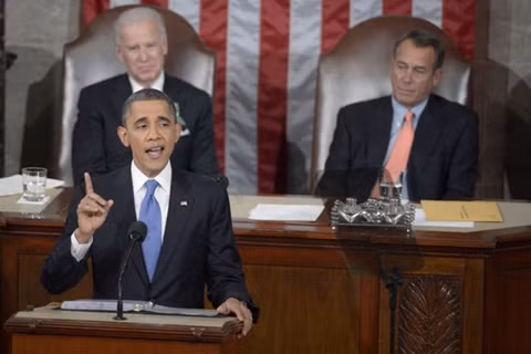Tổng thống Barack Obama đọc Thông điệp liên bang trước lưỡng viện quốc hội vào hôm qua, 13-2. Ảnh: AP Tổng thống Barack Obama đọc thông điệp liên bang trước lưỡng viện quốc hội vào hôm qua, 13-2