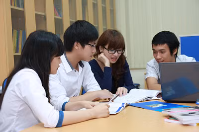 Ra mắt chương trình học trực tuyến đầu tiên ở Việt Nam ảnh 1
