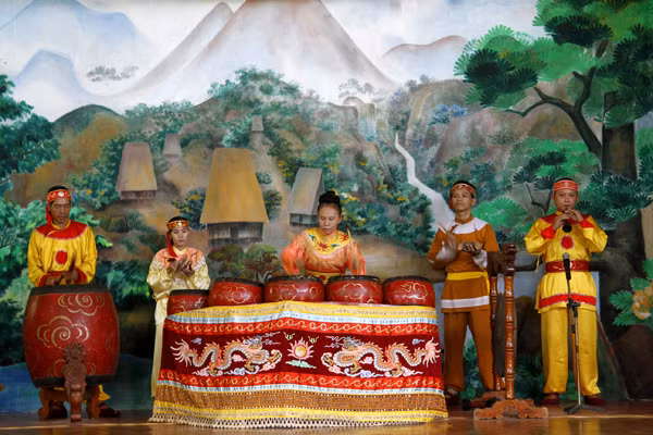 Âm thanh sục sôi của trống trận Tây Sơn vang lên gợi nhớ về khí thế hào hùng trong lịch sử 