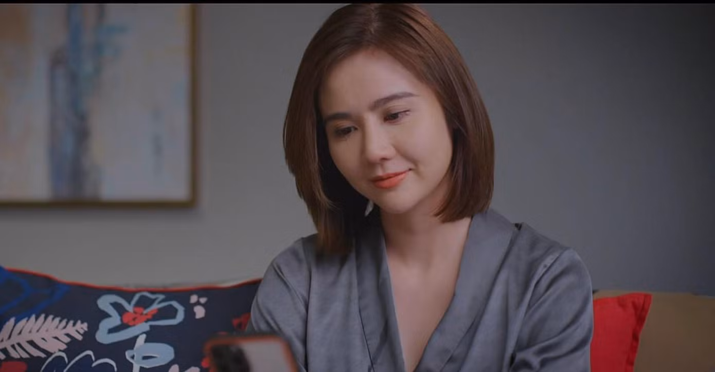 Cô cẩn thận gọi điện cho bà Nga trước ngày trọng đại