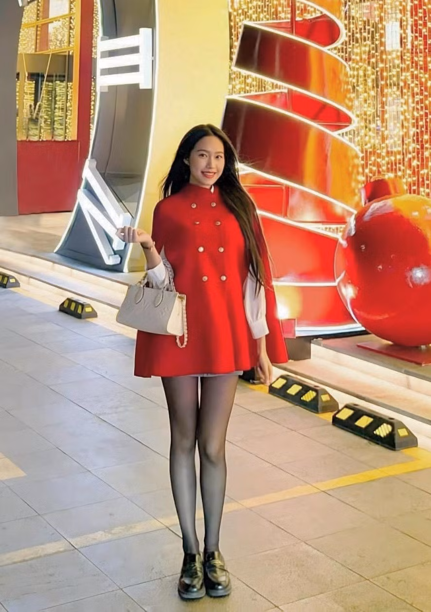 Vóc dáng Doãn Hải My vẫn rất thon thả. Vóc dáng Doãn Hải My vẫn rất thon thả.