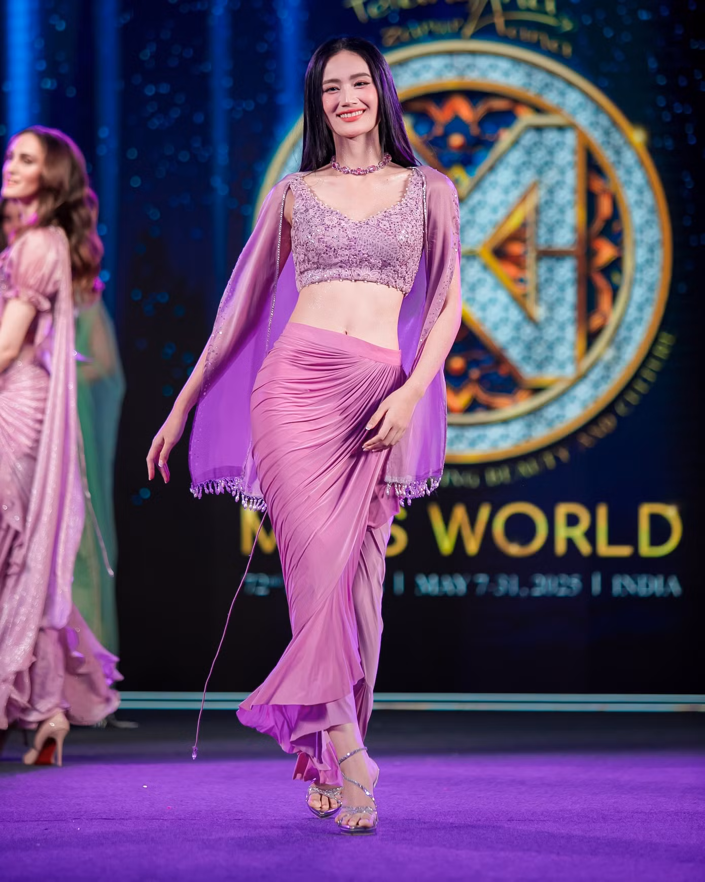 Ý Nhi không chiến thắng phần thi Top Model. Ý Nhi không chiến thắng phần thi Top Model.