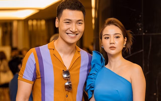 Huyền Lizzie từng đóng chung nhiều phim với Mạnh Trường. Huyền Lizzie từng đóng chung nhiều phim với Mạnh Trường.