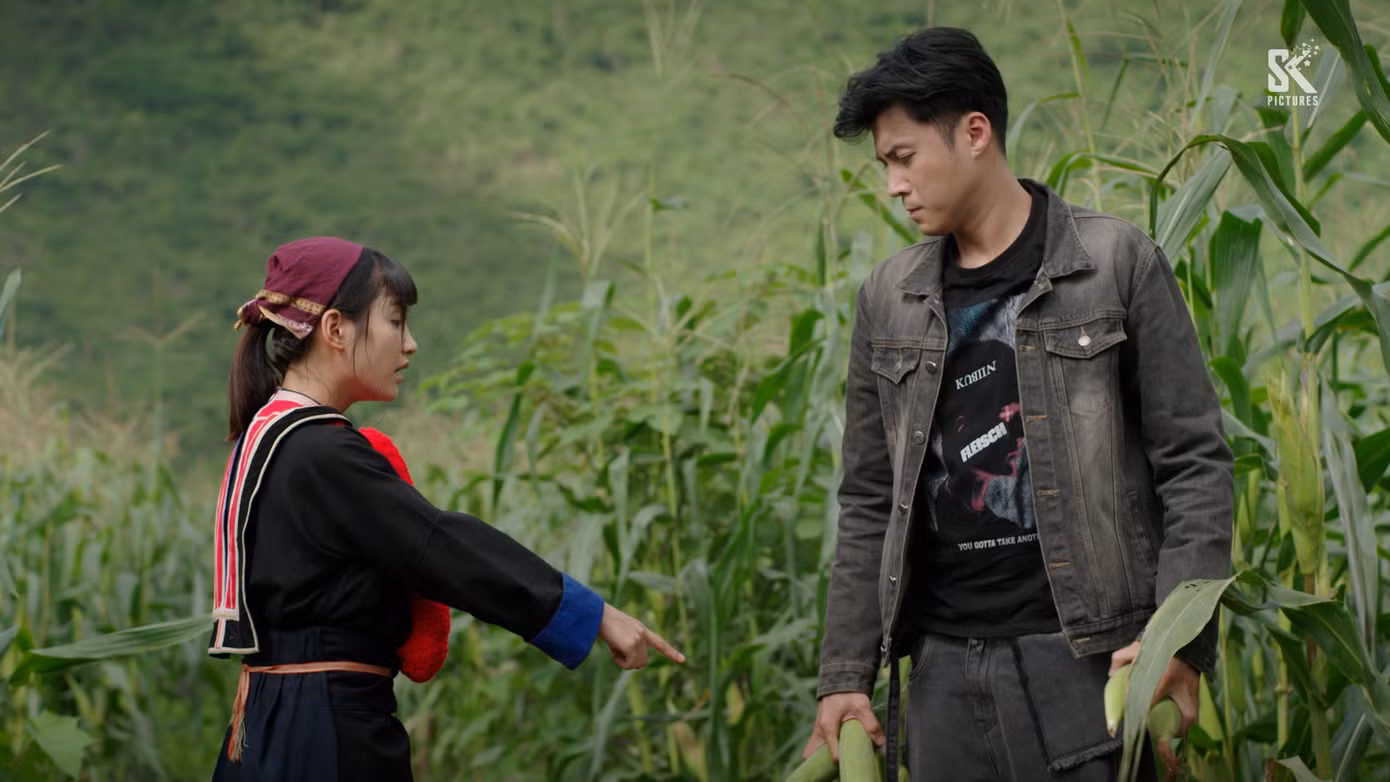 Thái và Pu có màn gặp gỡ không hề vui vẻ.