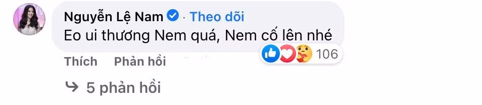 Màn tương tác dễ thương giữa hai chị em.