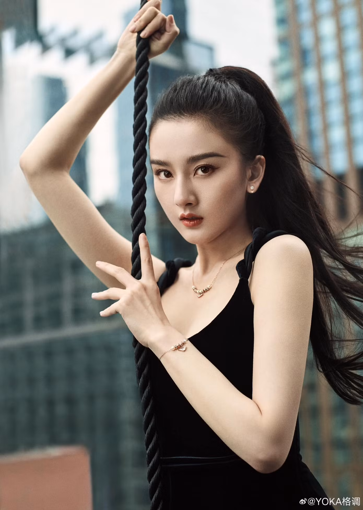 Tống Tổ Nhi là sao nữ đình đám trước khi gặp chuyện. Tống Tổ Nhi là sao nữ đình đám trước khi gặp chuyện.