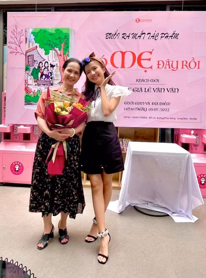NSND Lan Hương trong buổi quay chia tay "Thương Ngày Nắng Về".