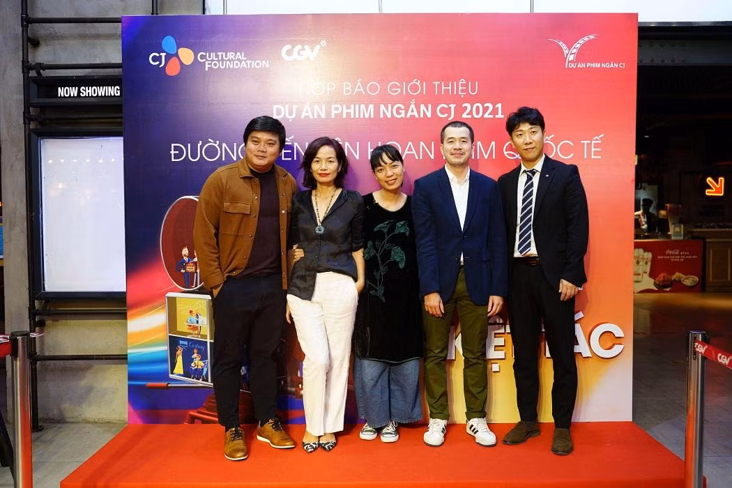 Hội đồng thẩm định của dự án phim ngắn CJ Hội đồng thẩm định của dự án phim ngắn CJ