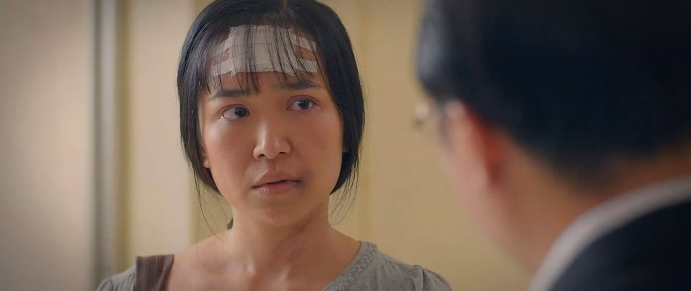 Bà Nhung hận ông Long ép phải bỏ con gái mà đi xa