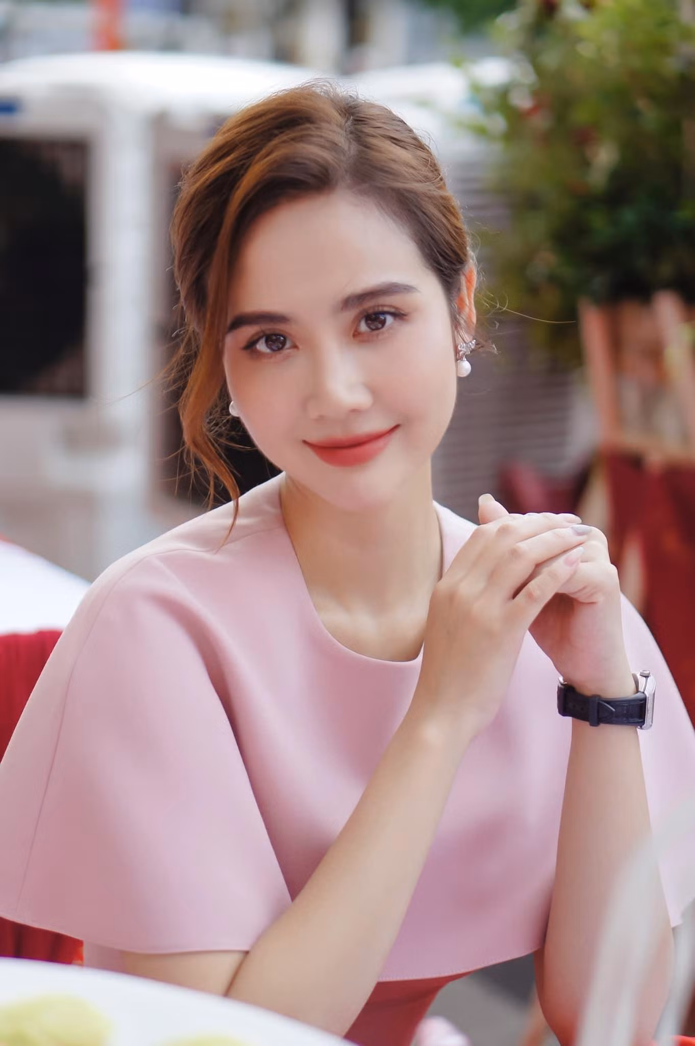 Nữ diễn viên sẵn lòng đóng cặp với Đình Tú lần nữa nếu được mời Nữ diễn viên sẵn lòng đóng cặp với Đình Tú lần nữa nếu được mời