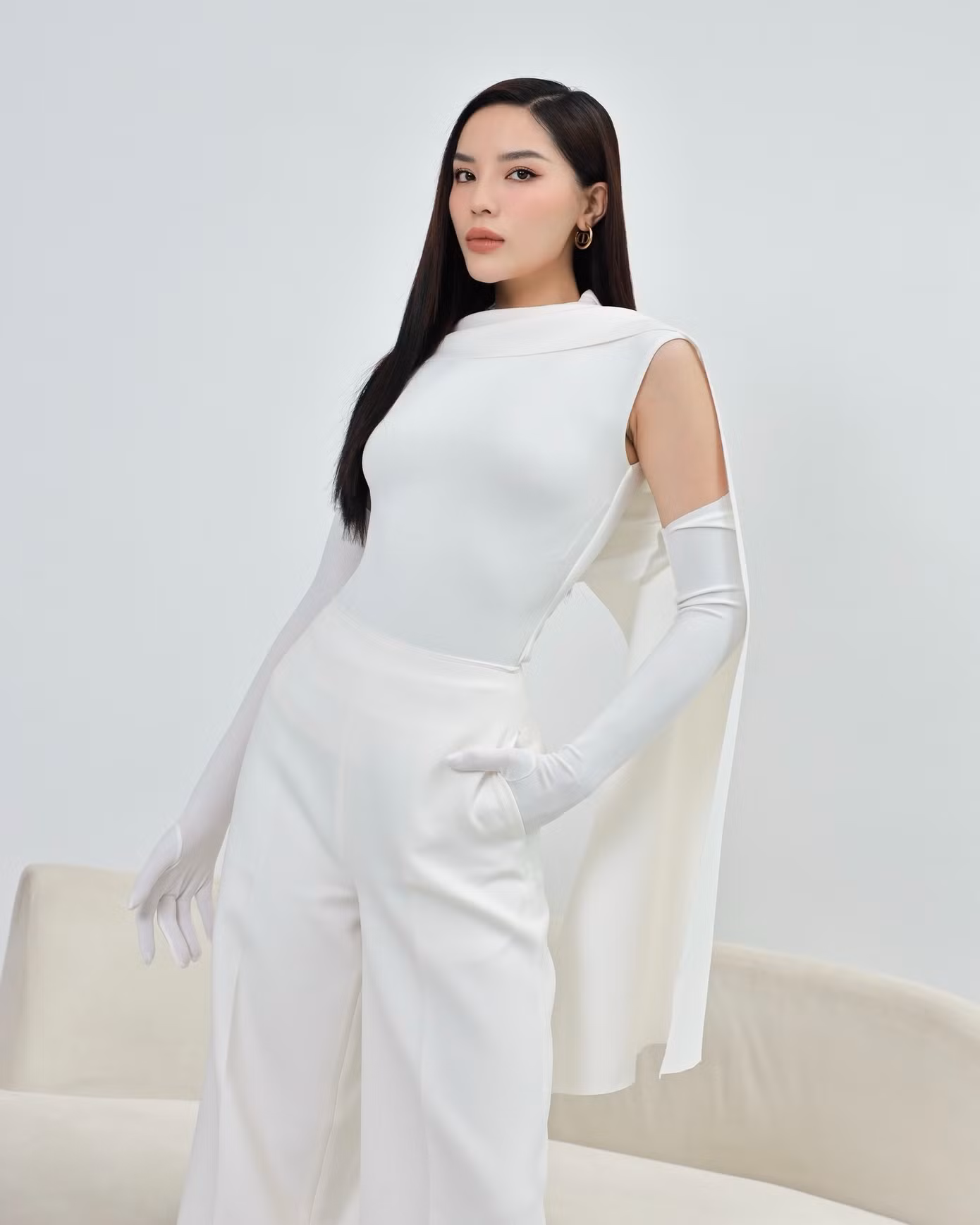Kỳ Duyên vẫn đang chăm chỉ nỗ lực cho những ngày thi cuối. Kỳ Duyên vẫn đang chăm chỉ nỗ lực cho những ngày thi cuối.