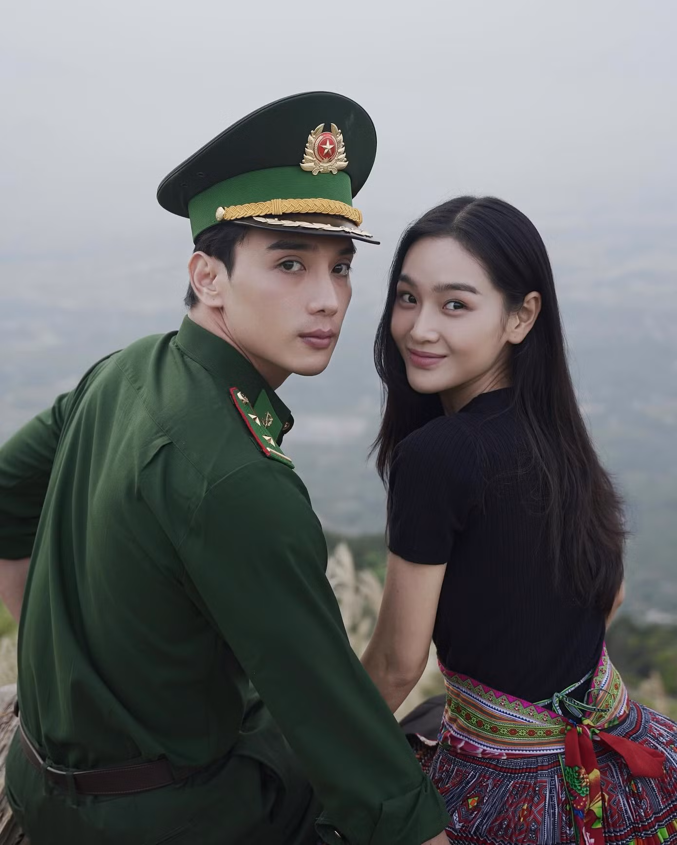 Cù Thị Trà - Thuận Nguyễn được khen đẹp đôi.