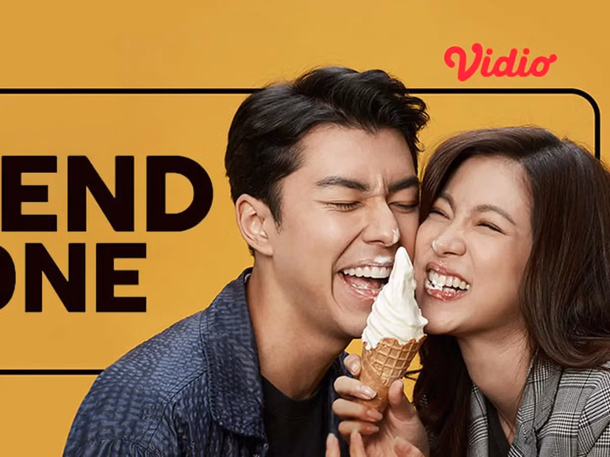Yêu Nhầm Bạn Thân cực ăn khách ở Việt Nam. Yêu Nhầm Bạn Thân cực ăn khách ở Việt Nam.