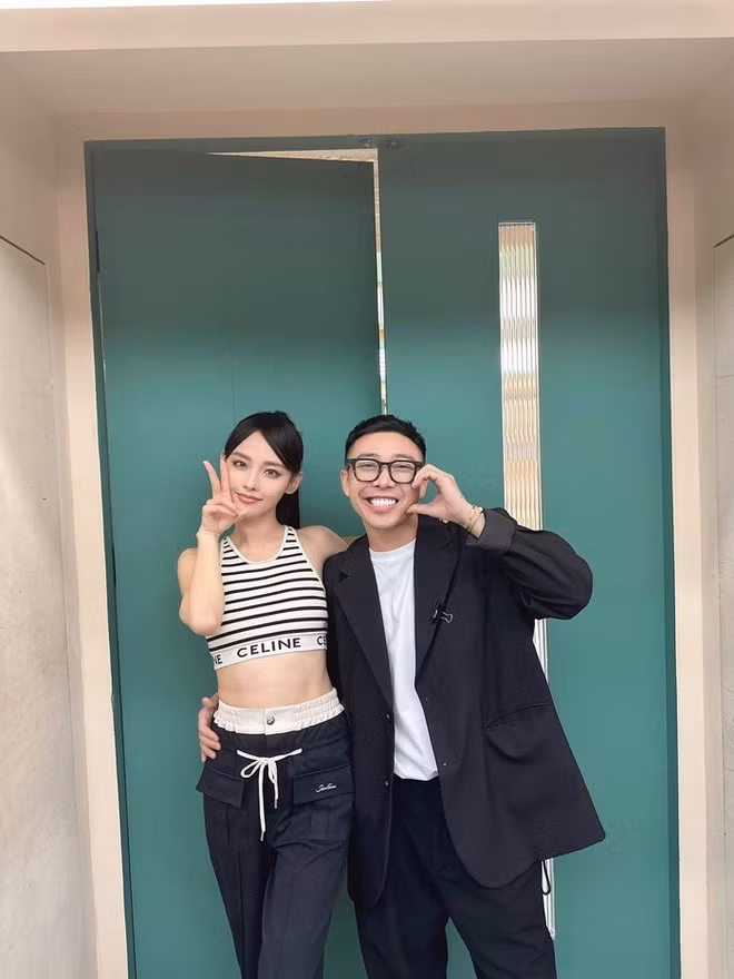 Stylist Hoàng Ku đang hợp tác với Trương Gia Nghê.