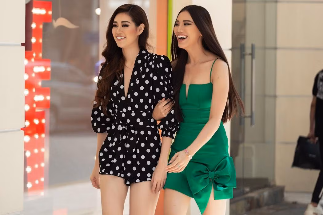 Bạn bè là tấm gương phản chiếu lối sống của bạn.